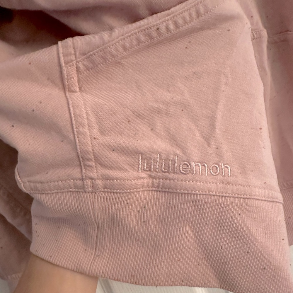 lululemon hooded pullover